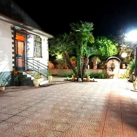 Vila Punta Family House San Giovanni La Punta